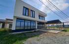 Spatiu comercial, 70 mp utili, 500 mp teren, situat Sub Coasta! - 1