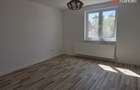 Casa individuala de vanzare cu 3 camere si teren de 710 mp - Izvin - 6