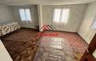 Casa in Poiana Campina--69.000e - 8