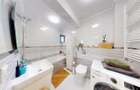 Apartament cu 2 camere, balcon, 2 locuri de parcare - zona buna - 5