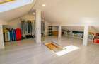Locuință modernă, gata de mutare,cu terasă  si curte proprii, acces la piscina - 30
