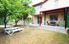 Vila cocheta in complex rezidential - 1