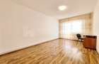 Apartament 3 camere, etaj intermediar, comision 0