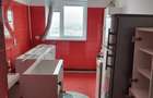 Malu Rosu ,se vine apartament cu trei camere ,pret  83000 euro - 1