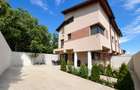 Vilă nouă de vânzare || P+1+M || 5 camere || 200 mp utili || 250 mp || Sector 4 - 1