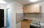 Garsoniera de inchiriat in zona centrala, etaj 2. Renovată de curând. - 2
