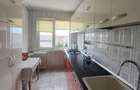 Apartament de 2 camere decomandat, renovat, etaj 10/10, 4 min metrou 1 Decembrie - 4