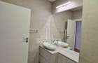 Apartament cu 3 camere & 2bai, parcare, de inchiriat - Zona Centrala - 14