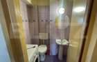 Apartament de 3 camere decomandat, 75 mp, 2 băi, 2 balcoane, etaj intermediar. - 18