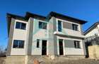 Duplex de vanzare intr-o zona retrasa in Dezmir! - 1