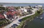 Ovidiu - localizare privilegiata pe malul lacului intr-o peninsula privata - 2