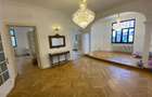 Apartament de vanzare cu 5 camere, imobil consolidat - 1