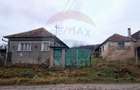 Casă  cu 2 camere si teren de vanzare - 1