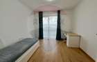 Apartament cu 3 camere de vânzare - 12