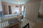 Proprietar, Duplex 2 camere, 2 băi, 700m metrou Aparatori, Pod 14mp, Centrala - 15