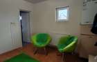 apartament la casa - zona Unirea - 3 camere - bucatarie - baie - teren generos - 5