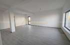 Casa tip quadruplex - 6 camere 3 bai - teren 250mp - 2