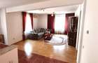 Apartament spatios de 3 camere, str. Bistritei - 4