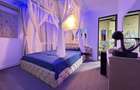 Hotel Boutique 18+ (adults only) + Casa P+1 --- teren 501mp --- str D4 - 26