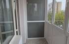 Închiriez apartament 3 camere  - 4