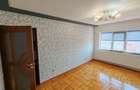 Apartament decomandat 3 camere de vanzare - 2