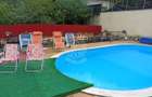 Apartament la casa 3 camere-curte-piscina-foisor-Zona Podul Jelnei - 3