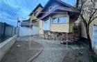 Casa de inchiriat - spatiu birouri/comercial - 6 camere - 200 mpu - 1