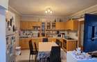 Casa Rahova -Alexandriei 8 camere,364 mp - 5