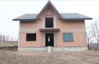 Casa cu 8 camere, 900 mp teren, la rosu in Rediu - 6