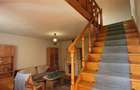 Casa individuala garaj pivnita curte superba Talmaciu - 6