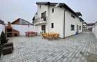 Pensiune cu 4 apartamente - SPA, ideal investitie | Terezian - 1
