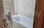 Apartament spatios cu 3 camere - 14