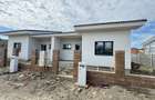 Duplex pe parter langa Carrefour toate utilitatile - 2