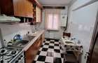 Apartament de vanzare, 3 camere, Str. Lupeni - 6
