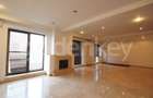 Penthouse generos cu 6 camere, 4 bai | 204mp terasa | 2 garaje - 2