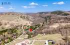 Vile turistice, locație montană superbă, la marginea pârâului,  2600 mp teren - 37