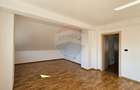Casă / Vilă de lux cu 8 camere de vânzare in Obcini, Suceava - 52