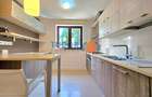 Beautiful Freshly Renovated 3 Bedroom Villa in Oxford Gardens - 5