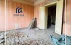 De vanzare Apartament de renovat 4 camere generoase Central Arad - 10