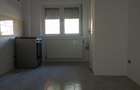 proprietar,visavis de moll - 1