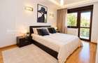 DUPLEX ÎN HERĂSTRĂU | 5 CAMERE | OFFICE | 3 BĂI | 4 BALCOANE | PARCARE 3 MAȘINI