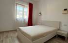 Proprietar, închiriez apartament 3 camere  - 1