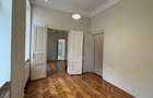 Apartament in vila, curte individuala, parcare auto, strada Avram Iancu - 10