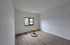 1/2 Duplex pe parter,predare la cheie  , 3 dormitoare, 2 bai, Zona Metro 2, - 9