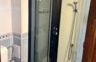 Apartament cu trei camere de închiriat 