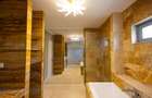 Casa de vanzare - Zona Ursulet Piatra Neamt - 11