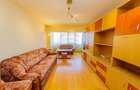 Apartament de vanzare 4 camere decomandat etaj 2 - 3