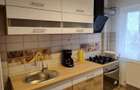 Apartament 3 Camere,Lacul Tei,bl.1991,et.5/10,Amenajat,centrala,mobilat,2 bai - 2