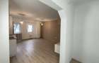 Apartament 3 camere, renovat recent, etaj 1 în Dâmbovița - 3