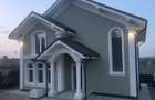 Casa noua cu etaj in oras - 1